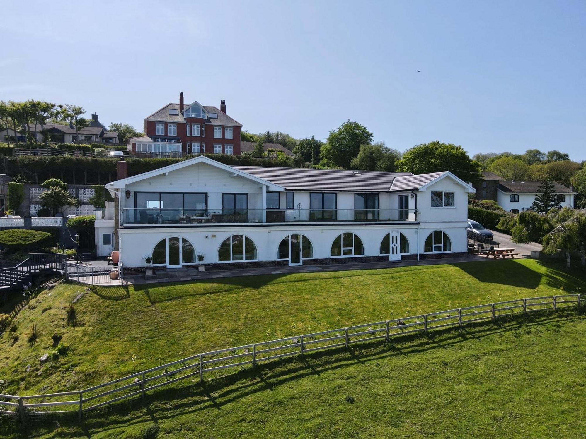 The White House New Quay Apartment New Quay  Exterior photo